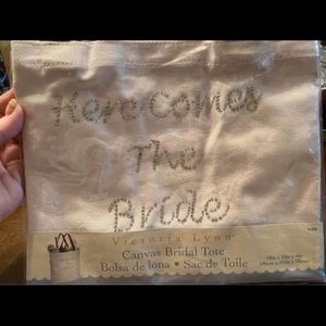 Here comes the bride tote